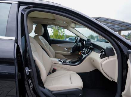 Mercedes-Benz - C-class