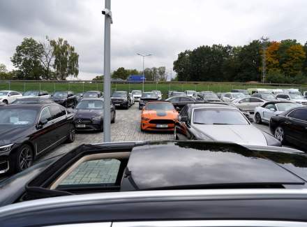 Mercedes-Benz - C-class