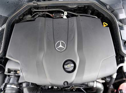 Mercedes-Benz - C-class