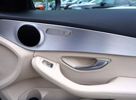 Mercedes-Benz - C-class