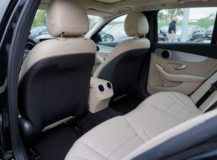 Mercedes-Benz - C-class