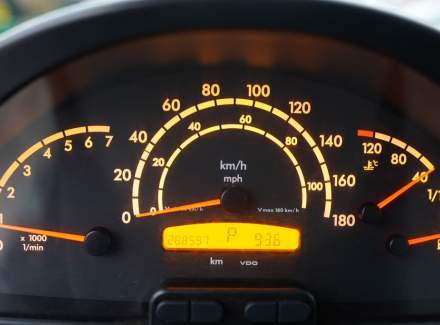 Mercedes-Benz - G-class