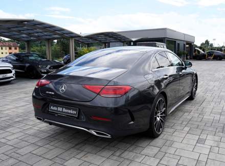Mercedes-Benz - CLS