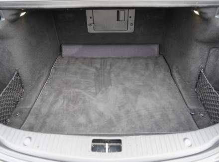 Mercedes-Benz - S-class