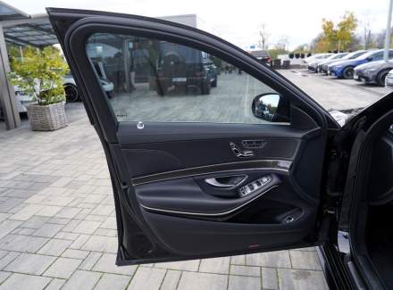 Mercedes-Benz - S-class