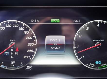 Mercedes-Benz - S-class