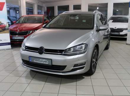 Volkswagen - Golf
