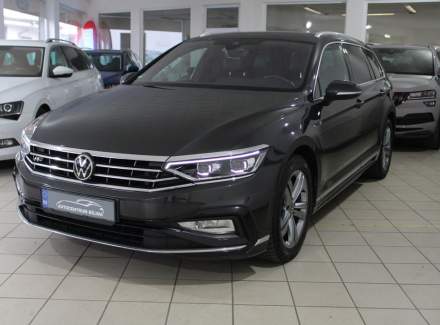 Volkswagen - Passat