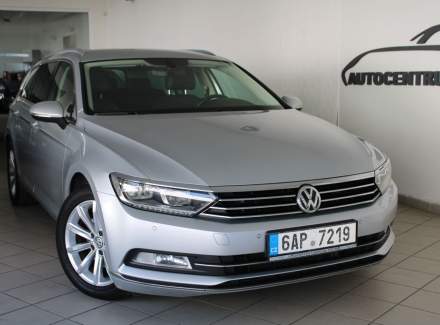 Volkswagen - Passat