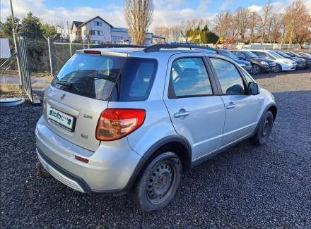 Suzuki - SX4