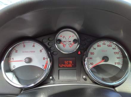 Peugeot - 207