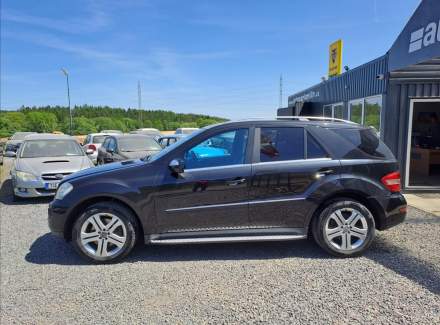 Mercedes-Benz - M-class