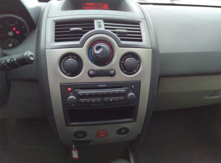 Renault - Megane