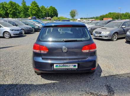 Volkswagen - Golf