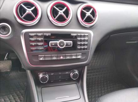 Mercedes-Benz - A-class