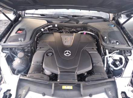 Mercedes-Benz - E-class