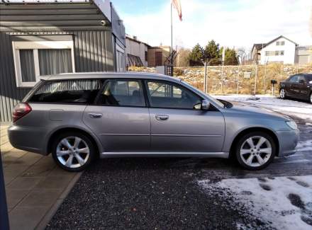 Subaru - Legacy