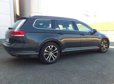 Volkswagen - Passat