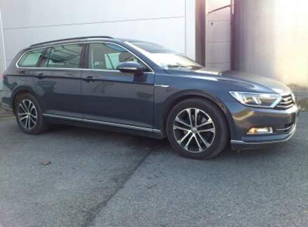 Volkswagen - Passat