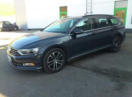 Volkswagen - Passat