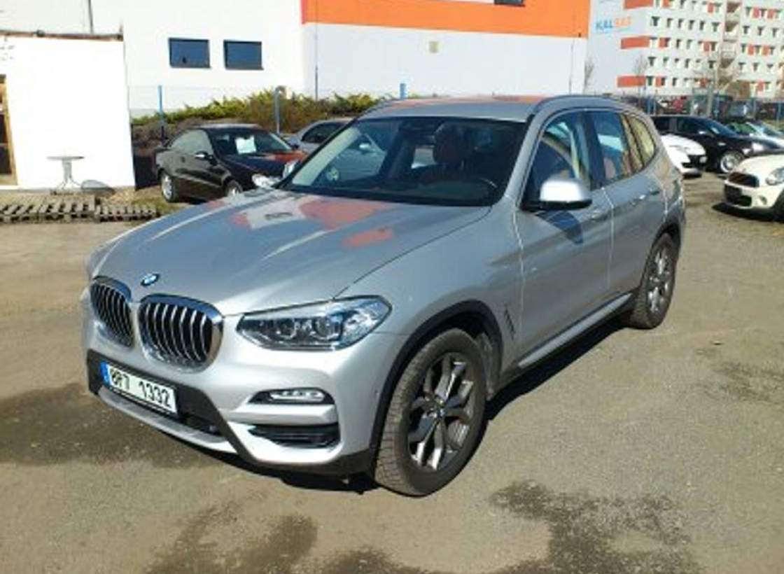 BMW - X3