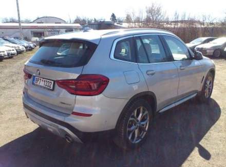BMW - X3