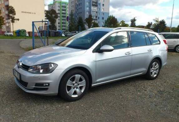 Volkswagen - Golf