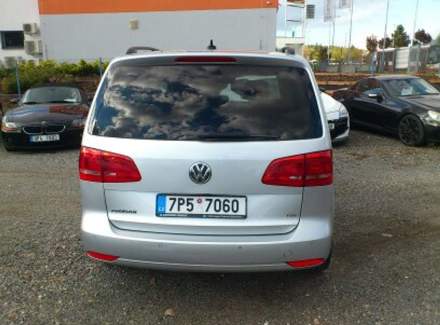 Volkswagen - Touran