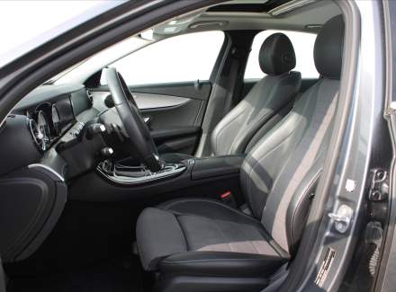 Mercedes-Benz - E-class