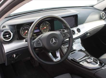Mercedes-Benz - E-class