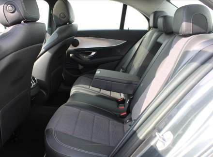 Mercedes-Benz - E-class