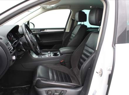 Volkswagen - Touareg