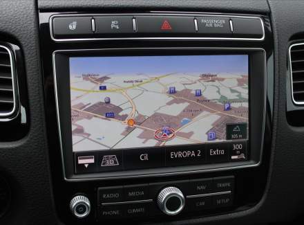 Volkswagen - Touareg