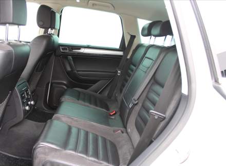 Volkswagen - Touareg