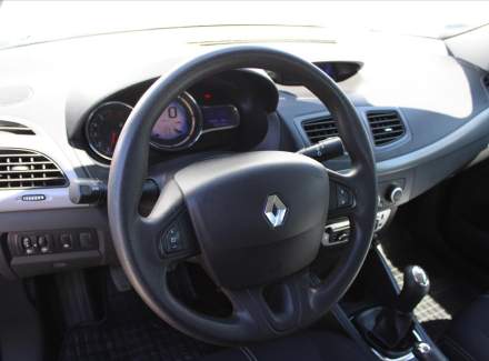 Renault - Fluence