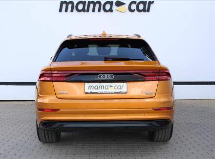 Audi - Q8