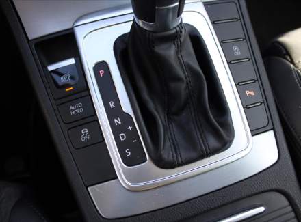 Volkswagen - Passat CC