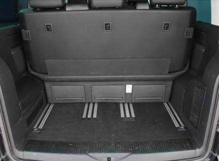 Volkswagen - Multivan