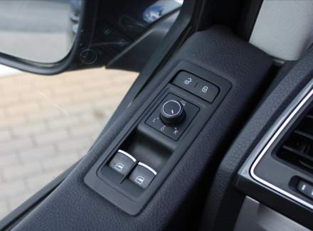 Volkswagen - Multivan