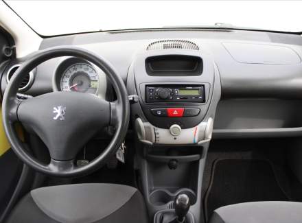 Peugeot - 107