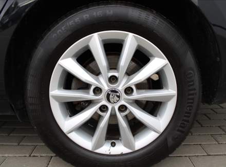 Škoda - Octavia