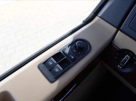 Volkswagen - Multivan