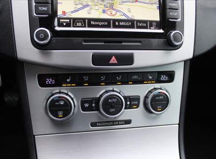 Volkswagen - Passat CC