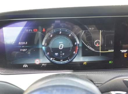 Mercedes-Benz - S-class