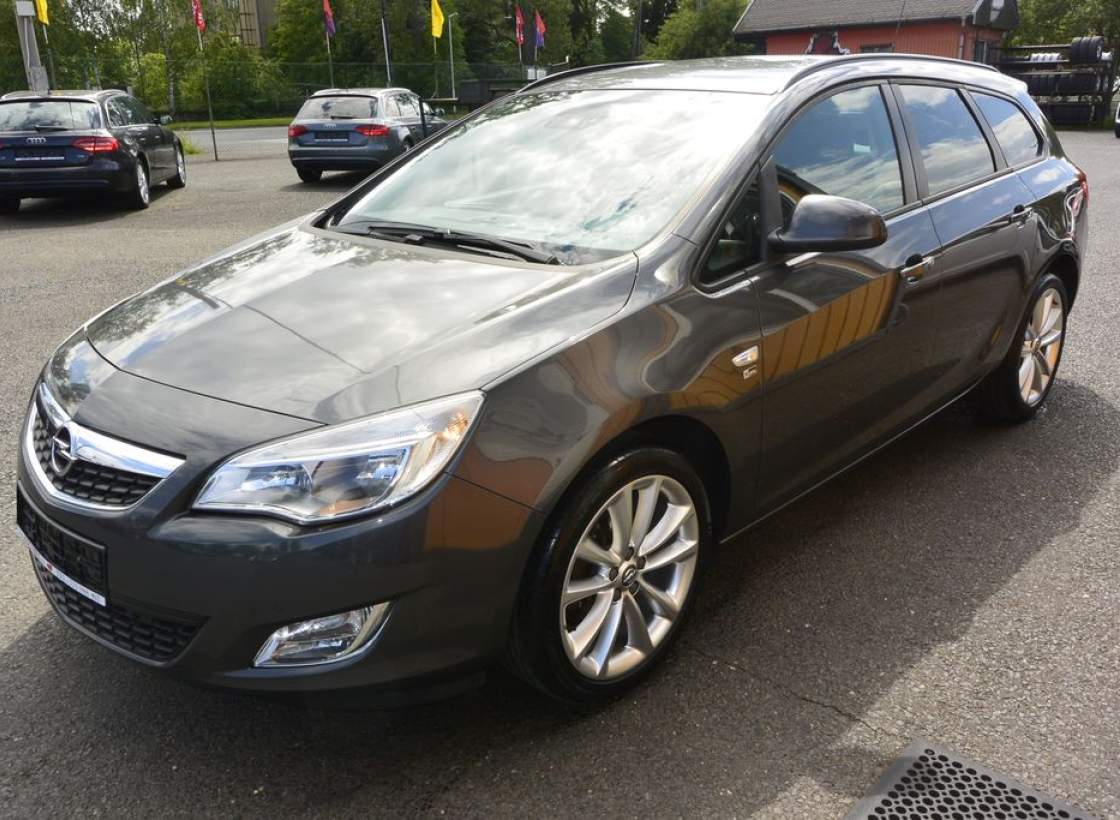 Opel - Astra