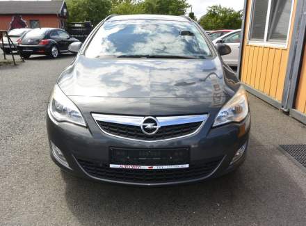 Opel - Astra