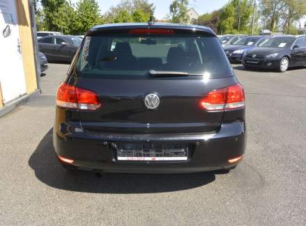 Volkswagen - Golf