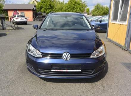 Volkswagen - Golf