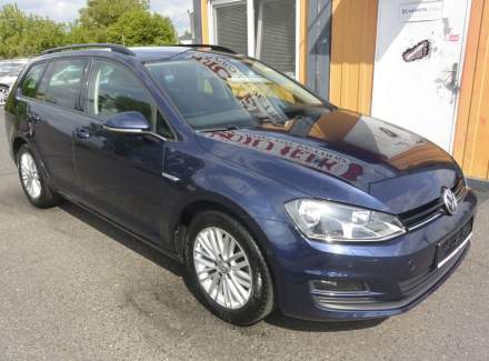 Volkswagen - Golf