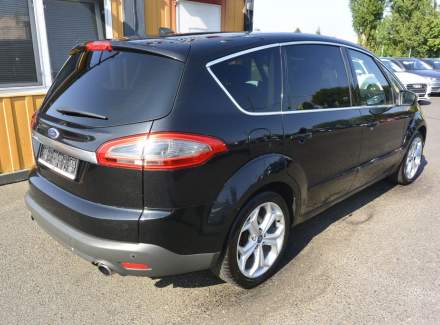 Ford - S-MAX